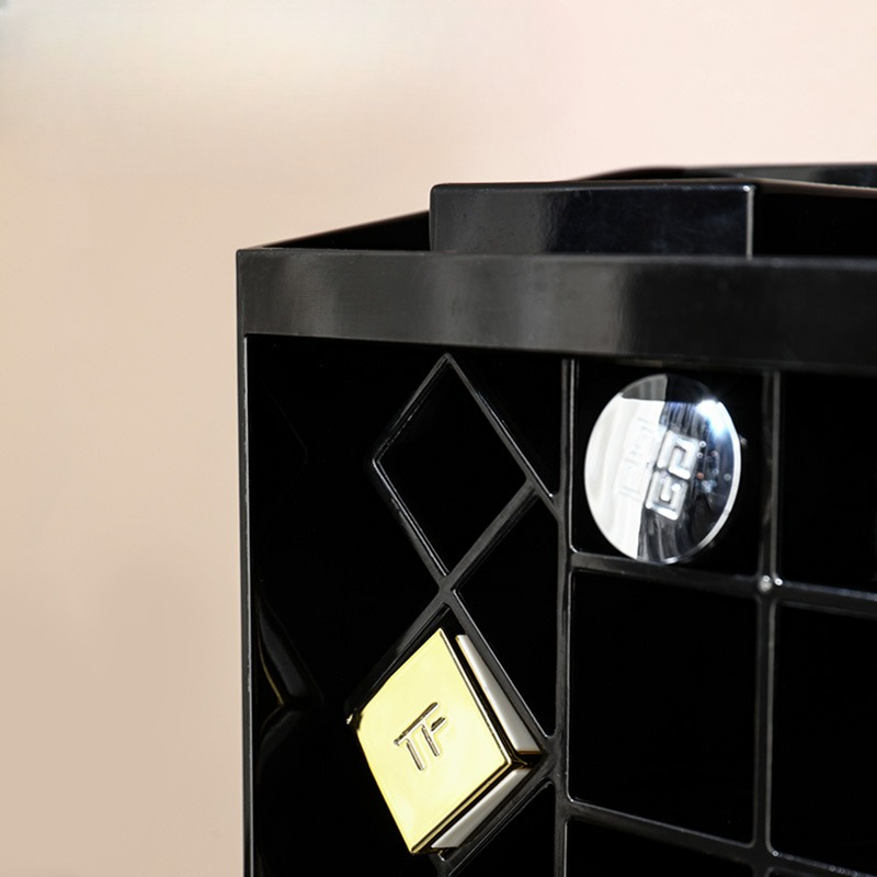 Light luxury lipstick storage  - High Luxury Skincare ulasan dan harga